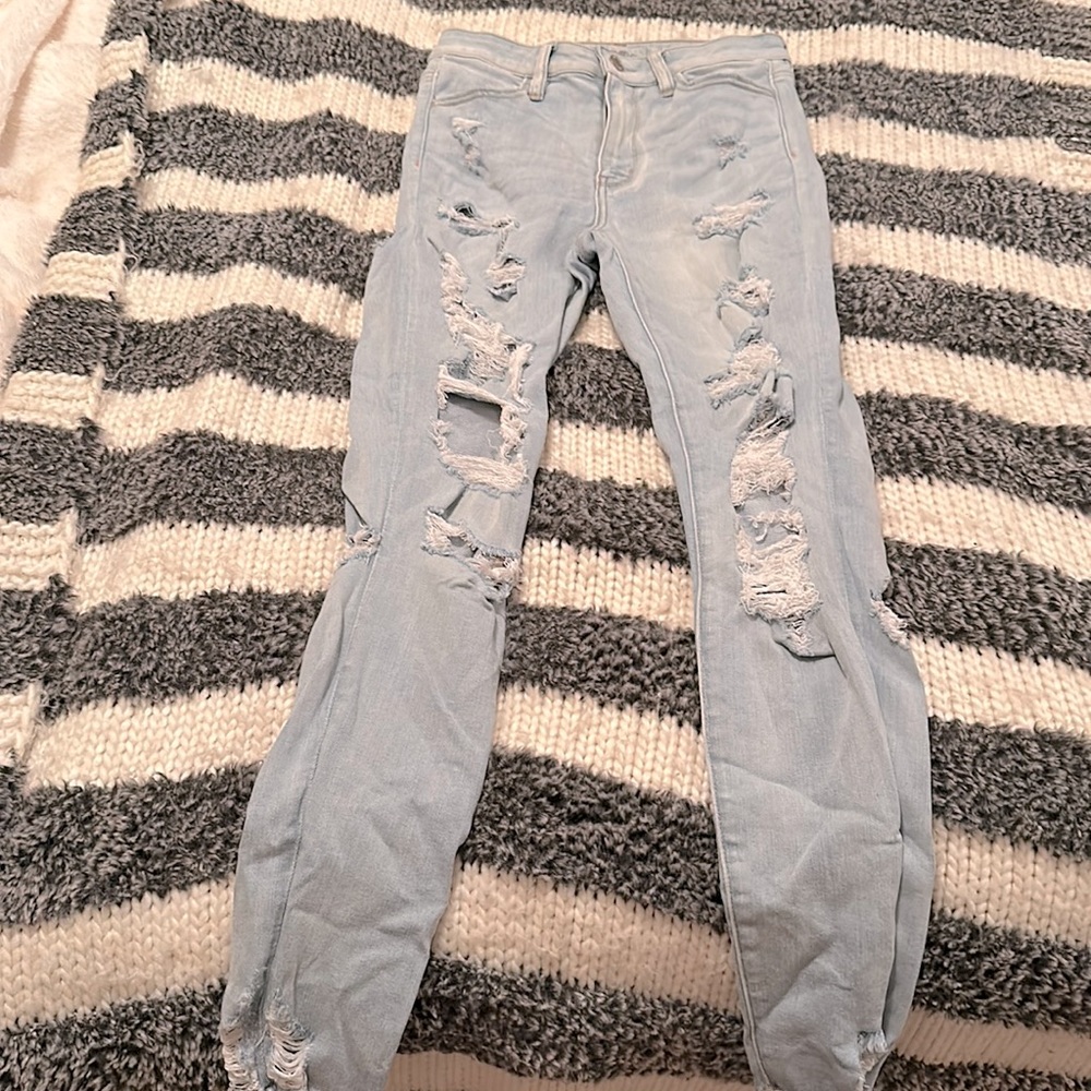 American Eagle distressed jeans